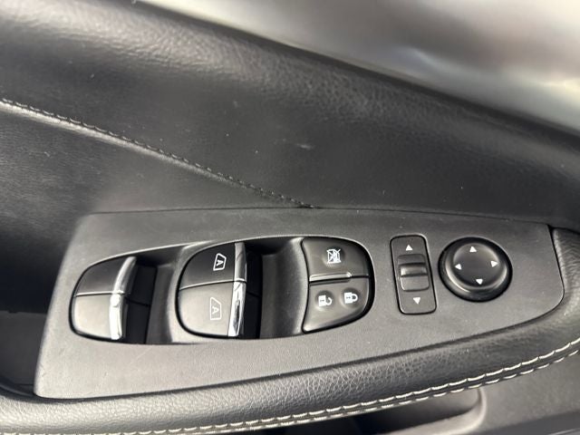 2023 Nissan Maxima SV