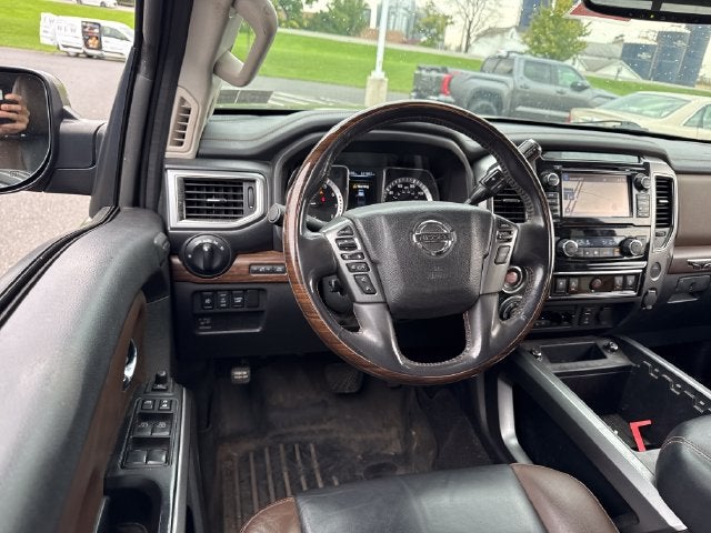 2017 Nissan Titan Platinum Reserve