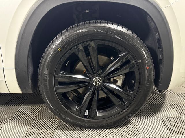 2023 Volkswagen Atlas 3.6L V6 SEL R-Line