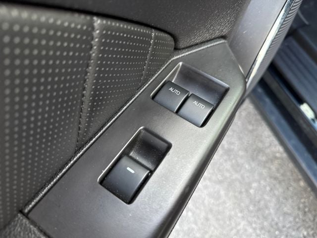 2011 Ford Mustang V6 Premium