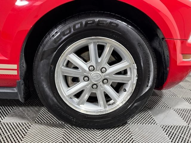 2008 Ford Mustang V6 Deluxe