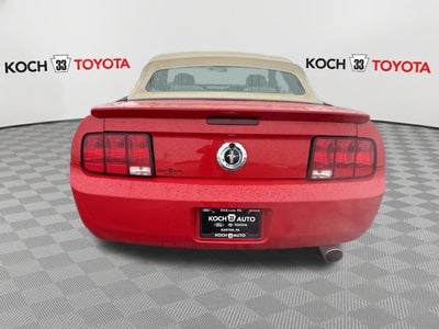 2008 Ford Mustang V6 Deluxe