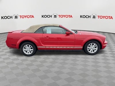 2008 Ford Mustang V6 Deluxe