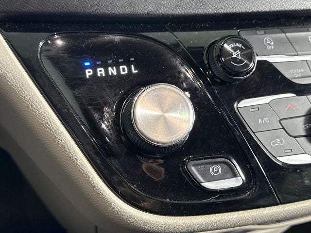 2017 Chrysler Pacifica Touring L