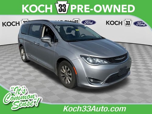 2017 Chrysler Pacifica Touring L