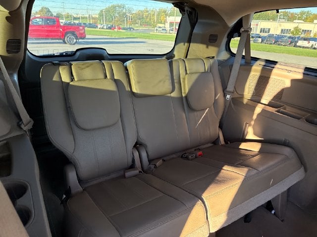 2016 Chrysler Town & Country Touring-L