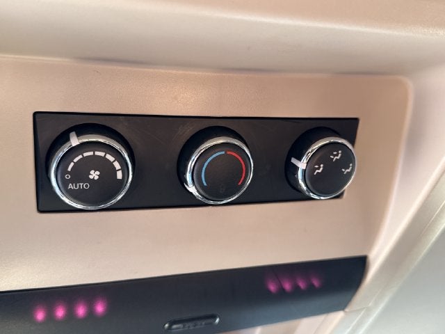 2016 Chrysler Town & Country Touring-L