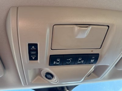 2016 Chrysler Town & Country Touring-L