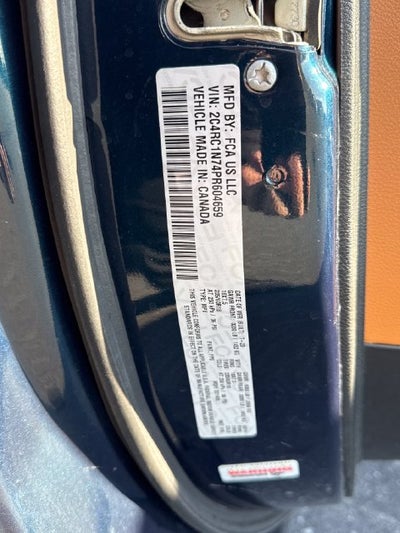 2023 Chrysler Pacifica Hybrid Pinnacle
