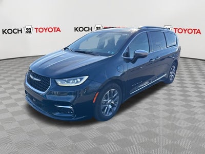 2023 Chrysler Pacifica Hybrid Pinnacle