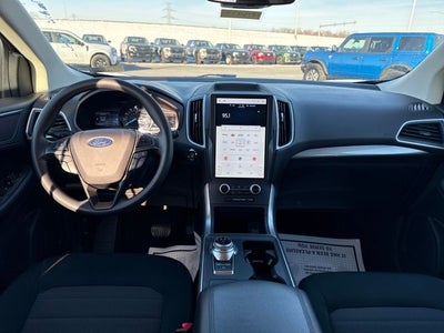 2023 Ford Edge SE