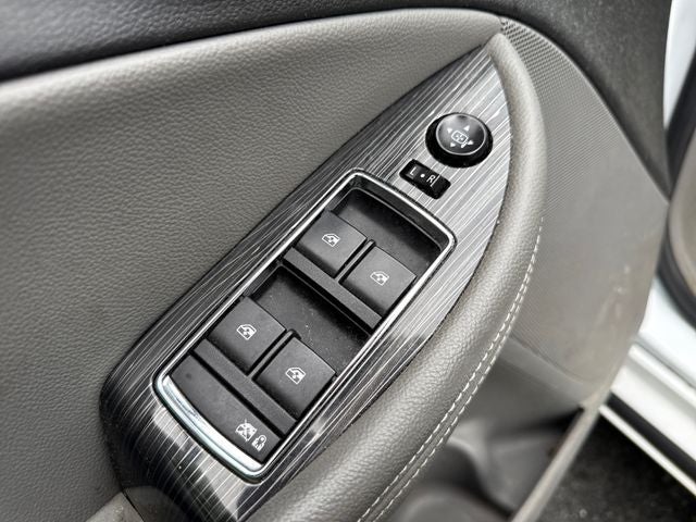 2017 Chevrolet Impala LT 1LT