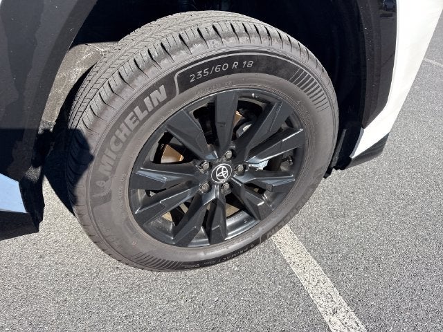 2026 Toyota RAV4 SE