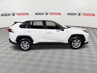 2024 Toyota RAV4 LE