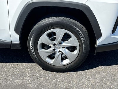 2023 Toyota RAV4 LE