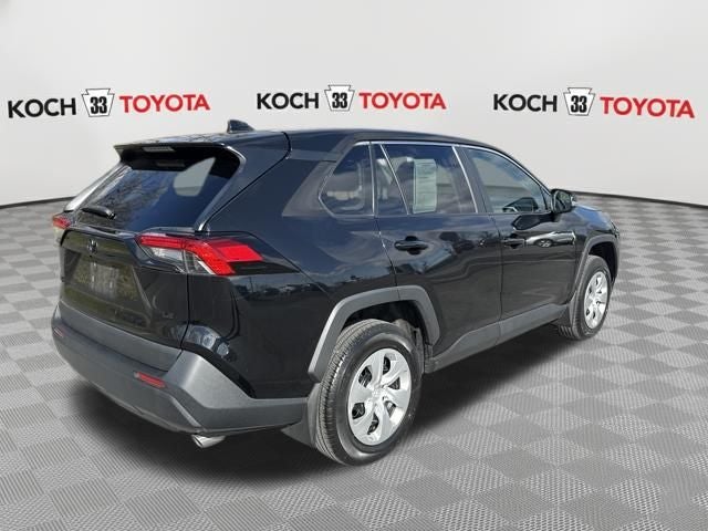 2023 Toyota RAV4 LE