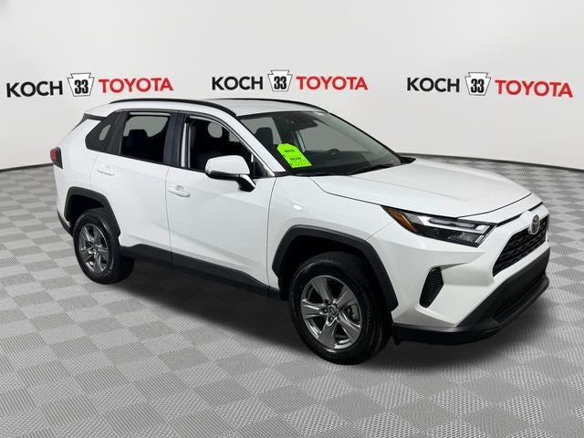 2025 Toyota RAV4 XLE