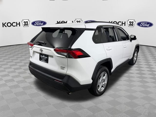 2020 Toyota RAV4 XLE