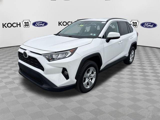 2020 Toyota RAV4 XLE
