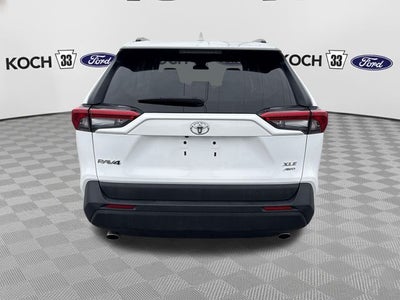 2020 Toyota RAV4 XLE