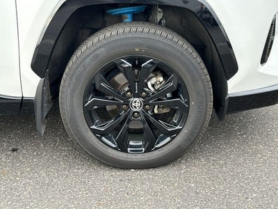 2024 Toyota RAV4 Hybrid SE