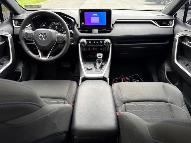 2024 Toyota RAV4 Hybrid SE
