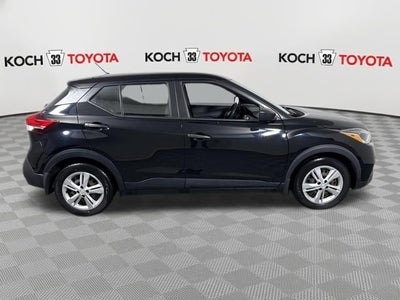 2020 Nissan Kicks S
