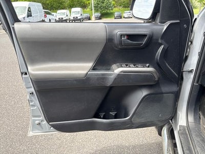 2020 Toyota Tacoma SR5 V6