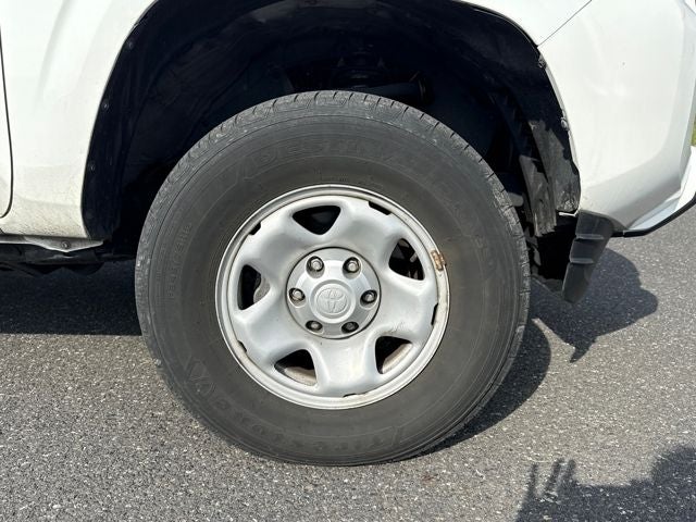 2023 Toyota Tacoma SR V6