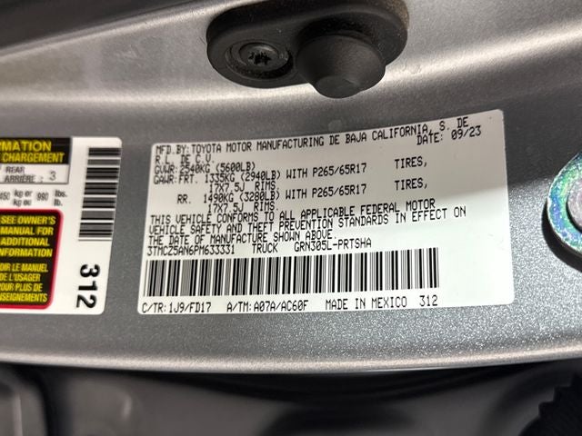 2023 Toyota Tacoma TRD Sport V6
