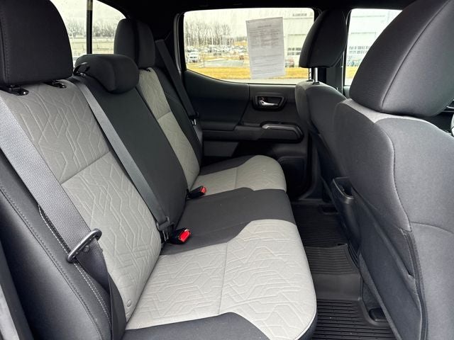 2022 Toyota Tacoma TRD Off-Road V6