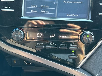 2018 Toyota Camry SE