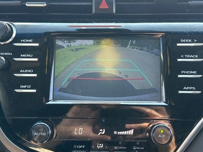 2018 Toyota Camry SE