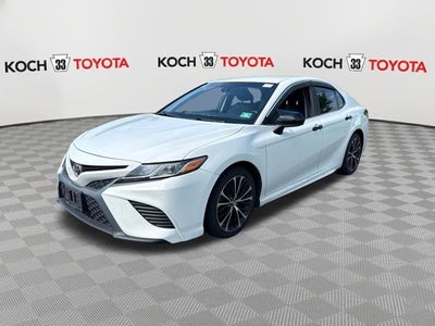 2018 Toyota Camry SE