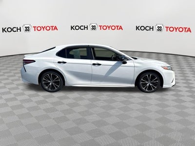 2018 Toyota Camry SE