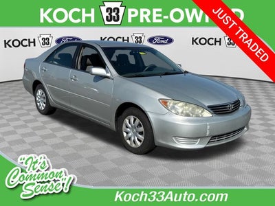 2005 Toyota Camry LE