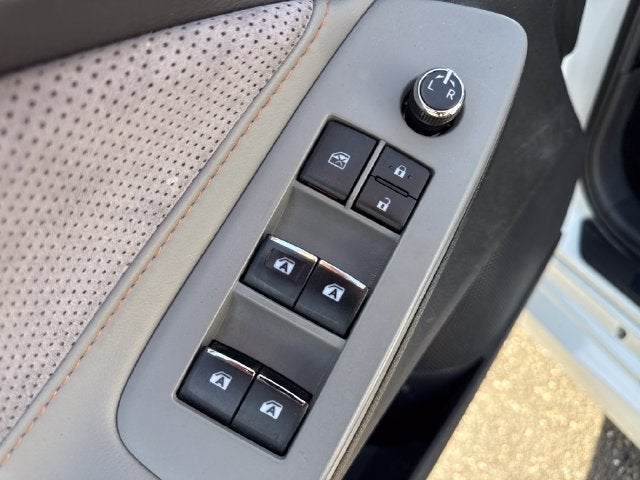 2019 Toyota Avalon Touring