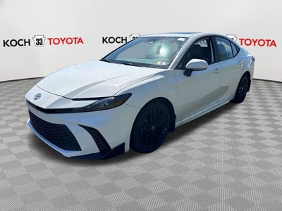 2025 Toyota Camry SE