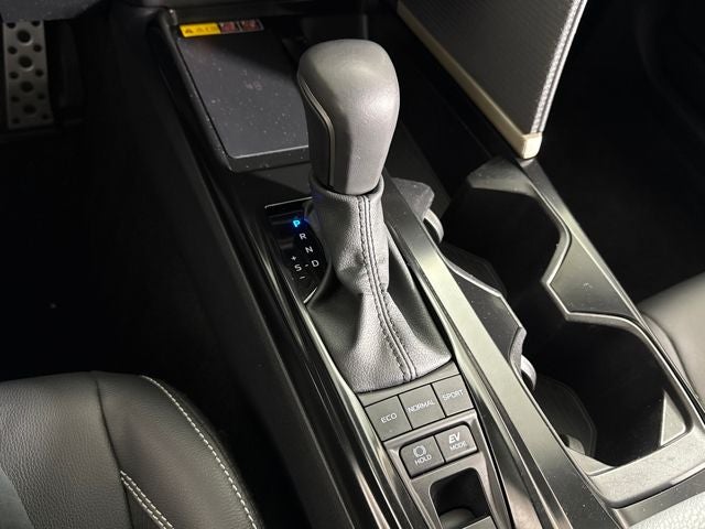 2025 Toyota AWD Camry SE