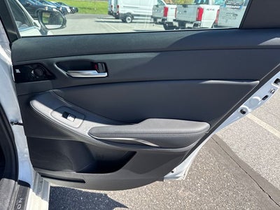 2020 Toyota Avalon Hybrid XSE