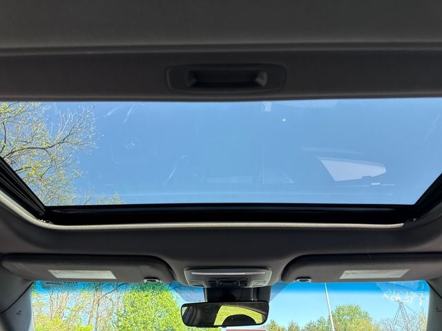 2020 Toyota Avalon Hybrid XSE