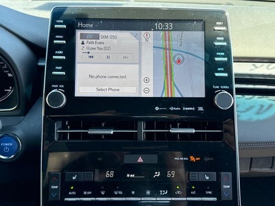 2020 Toyota Avalon Hybrid XSE