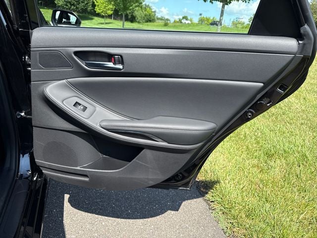 2021 Toyota Avalon XLE