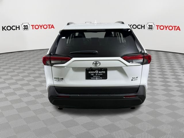 2025 Toyota RAV4 Hybrid XLE