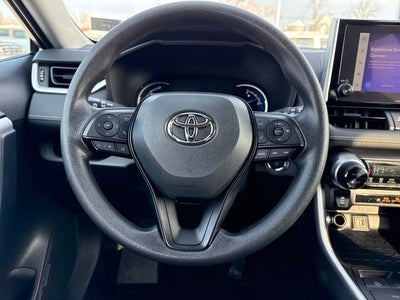 2025 Toyota RAV4 Hybrid XLE