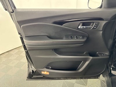 2022 Honda Pilot Black Edition