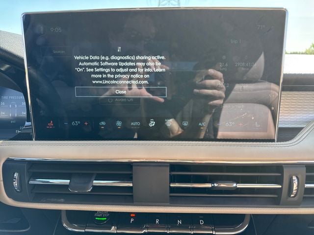 2025 Lincoln Corsair Premiere