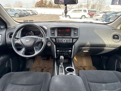 2013 Nissan Pathfinder S