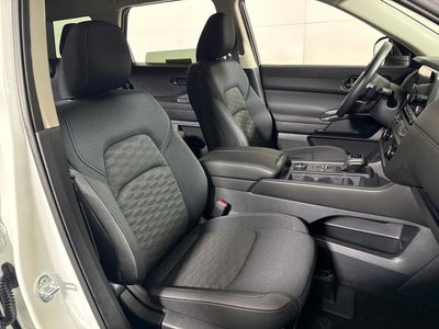 2024 Nissan Pathfinder S