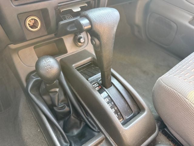 2000 Nissan Xterra XE